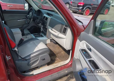 2008 Jeep Liberty Limited Edition from USA, damaged, VIN 1J8GN58KX8W270437